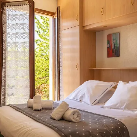 Holiday home Maison Charlotte - Vue Et A 5min Des Plages! *