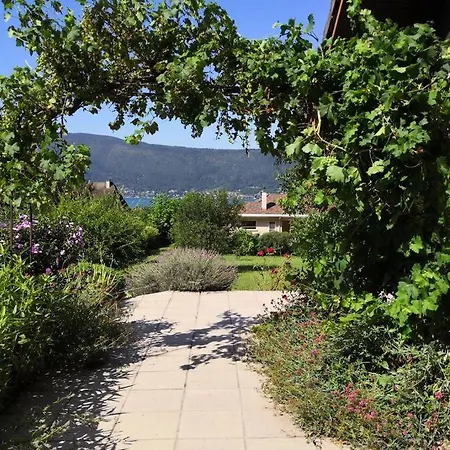 Holiday home Maison Charlotte - Vue Et A 5min Des Plages!